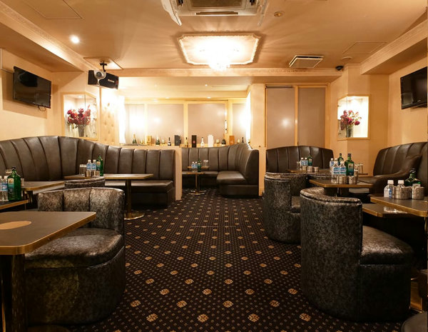 新橋キャバクラ キングアンドクイーン [東京 夜遊びマップ]